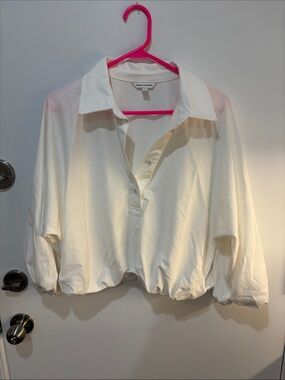 Banana Republic Cream Button-Down Cropped Polo Shirt